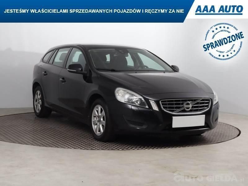 Czarny Używany 2012 Volvo V60 Kombi | 34 499 zł (Dobra cena) - Obraz 1/4