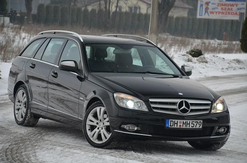 Używany Mercedes C180 Avantgarde 156 KM (114 kW) 2008 Czarny Kombi
