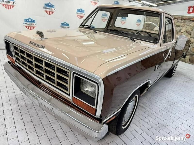 Czarny Używany 1984 Dodge Ram Pickup | 91 800 zł - Obraz 1/4