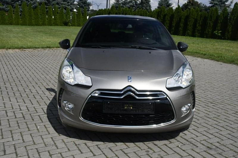 Używany Citroën DS3 93 KM (68 kW) 2011 Złoty Hatchback
