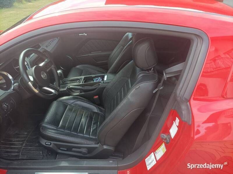 Używany Ford Mustang Premium 2012 Czerwony Coupe
