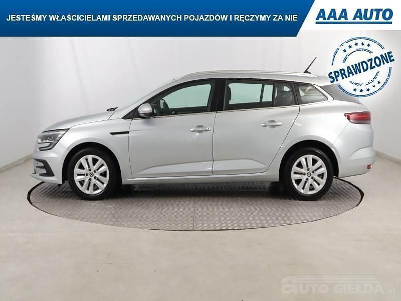 Używany Renault Mégane IV 140 KM (102 kW) 2021 Srebrny