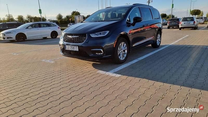 Używany 2022 Chrysler Pacifica SUV | 139 000 zł (Uczciwa cena) - Obraz 1/4