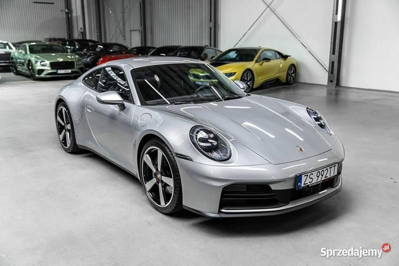 Używany Porsche 911 Carrera Sport 394 KM (289 kW) 2024 Srebrny Coupe