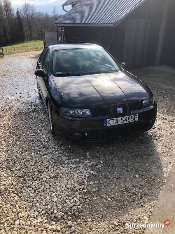 Czarny Używany 2003 Seat Leon Sport Hatchback | 10 000 zł - Obraz 1/4