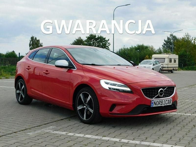 Czerwony Używany 2018 Volvo V40 R-Design Kombi | 46 980 zł - Obraz 1/4