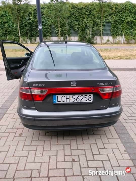 Szary Używany 2002 Seat Toledo Sedan/Limuzyna | 2900 zł (Dobra cena) - Obraz 1/4