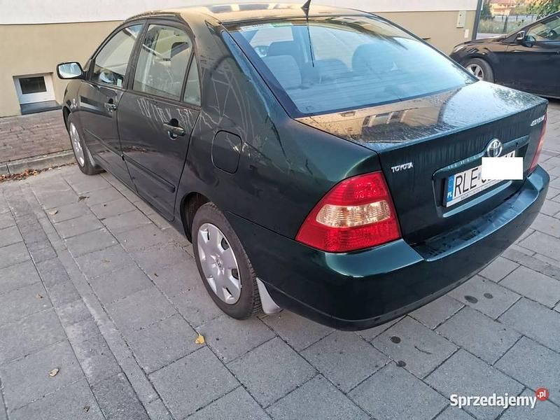 Używany Toyota Corolla Sol 2004 Zielony Sedan/Limuzyna