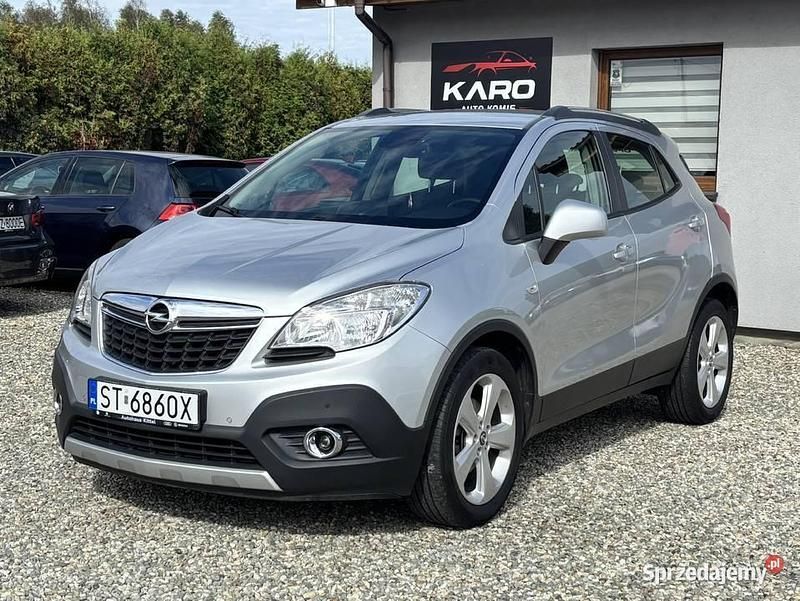 Srebrny Używany 2013 Opel Mokka SUV | 36 990 zł (Uczciwa cena) - Obraz 1/4