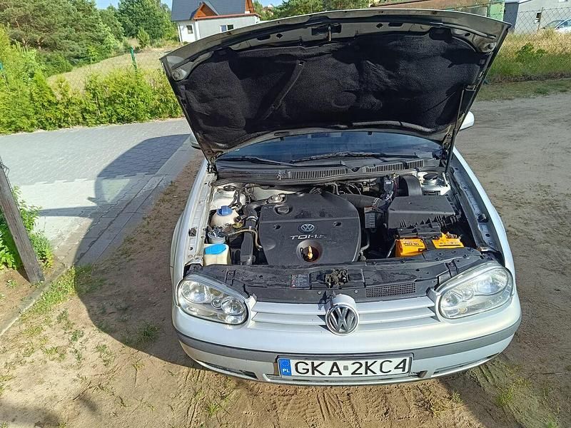 Używany VW Golf 1999 Srebrny Coupe