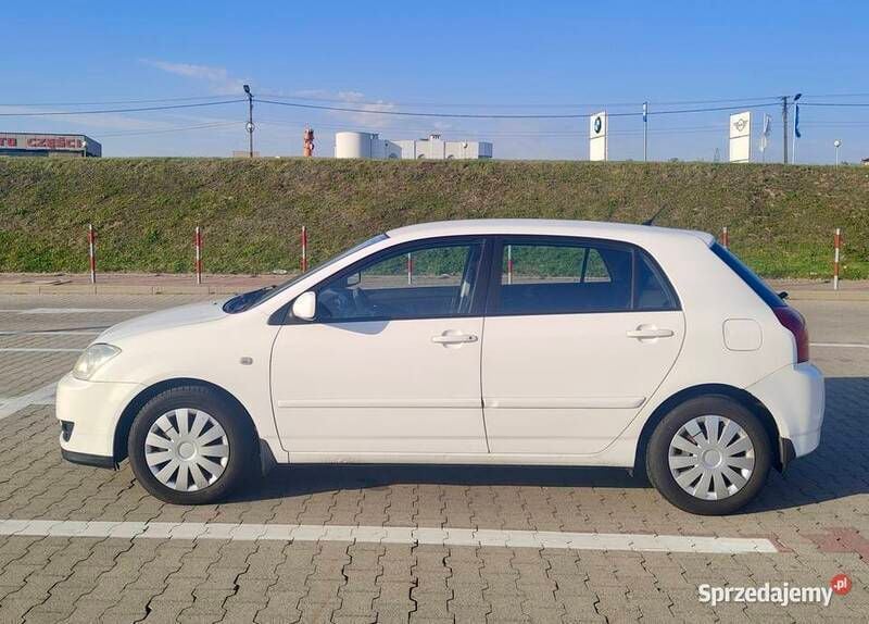 Biały Używany 2006 Toyota Corolla Hatchback | 10 500 zł (Dość drogi) - Obraz 1/4