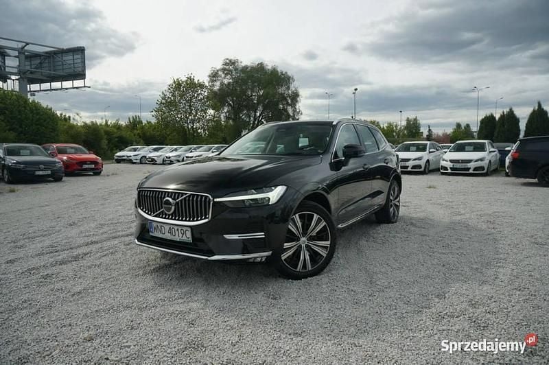 Czarny Używany 2022 Volvo XC60 Ultimate SUV | 179 000 zł (Drogi) - Obraz 1/4