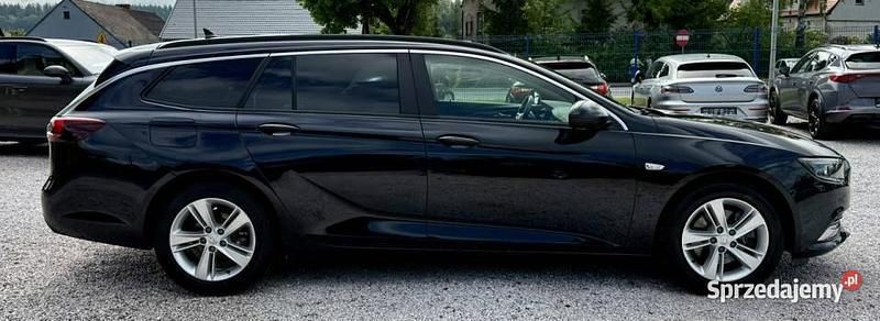 Używany Opel Insignia 170 KM (125 kW) 2019 Granatowy Kombi