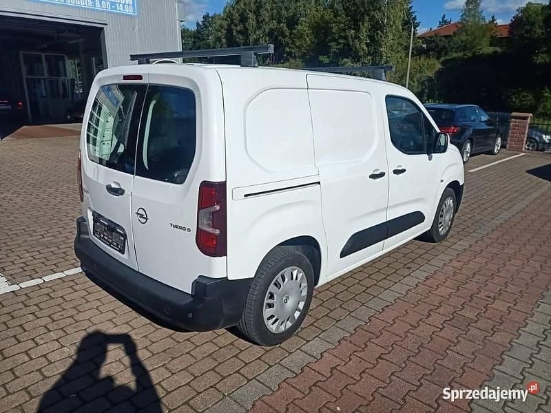 Używany 2018 Opel Combo Minivan | 48 000 zł (Uczciwa cena) - Obraz 1/4
