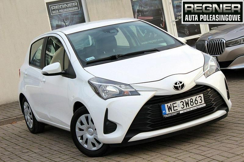 Biały Używany 2020 Toyota Yaris Hatchback | 39 900 zł (Uczciwa cena) - Obraz 1/4