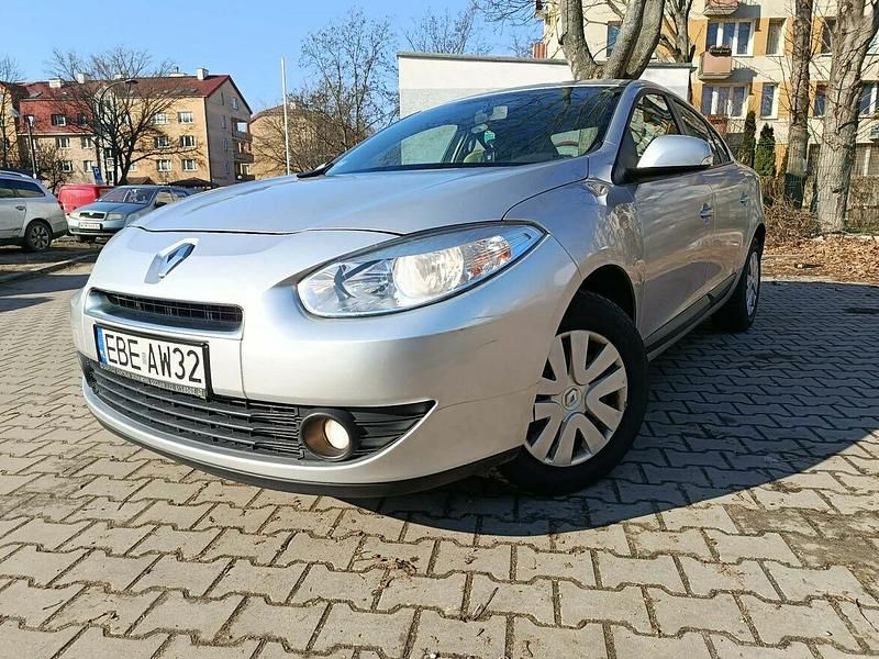 Używany Renault Fluence 2010 Srebrny Sedan/Limuzyna