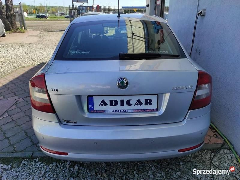 Używany Skoda Octavia 105 KM (77 kW) 2013 Srebrny (metalik) Hatchback