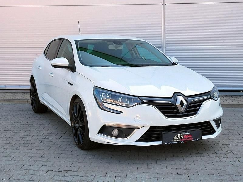 Używany Renault Mégane IV 110 KM (80 kW) 2016 Biały (metalik, perła) Hatchback