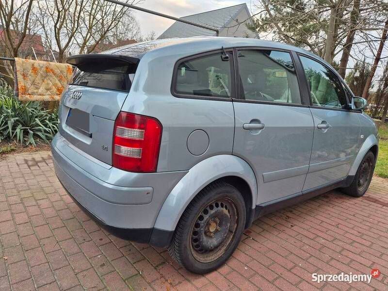 Niebieski Używany 2002 Audi A2 Hatchback | 6500 zł (Dość drogi) - Obraz 1/4