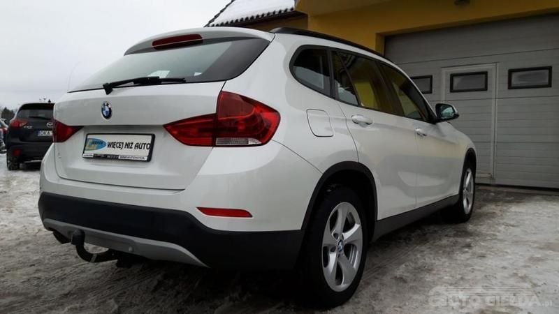 Używany BMW X1 2013 Biały metalik SUV
