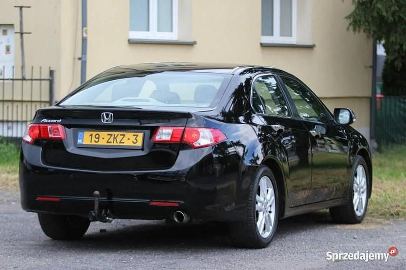 Używany Honda Accord 156 KM (114 kW) 2008 Czarny Sedan/Limuzyna