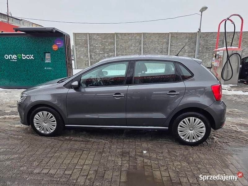 Używany VW Polo Comfortline 2017 Szary Hatchback