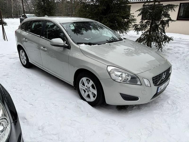 Inny Używany 2011 Volvo V60 Kombi | 32 000 zł (Uczciwa cena) - Obraz 1/4