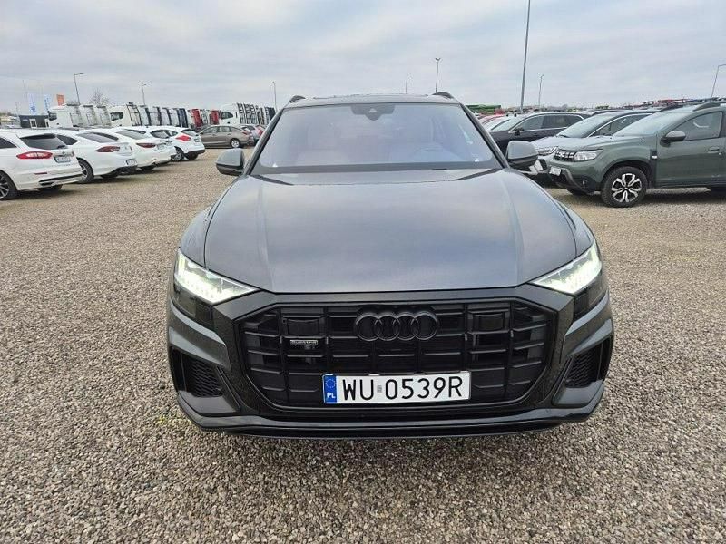 Używany Audi Q8 340 KM (250 kW) 2023 Grafitowy SUV