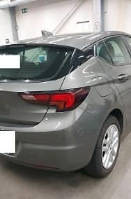 Używany Opel Astra 100 KM (73 kW) 2017 Szary Hatchback
