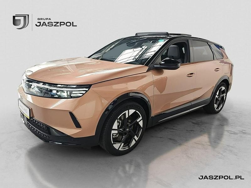Używany Opel Grandland Electric 156 kW (213 KM) 2024 Beżowy (metalik) SUV