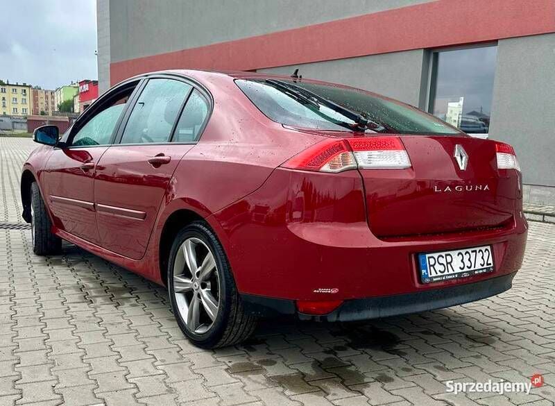 Używany Renault Laguna III 110 KM (80 kW) 2007 Czerwony Hatchback
