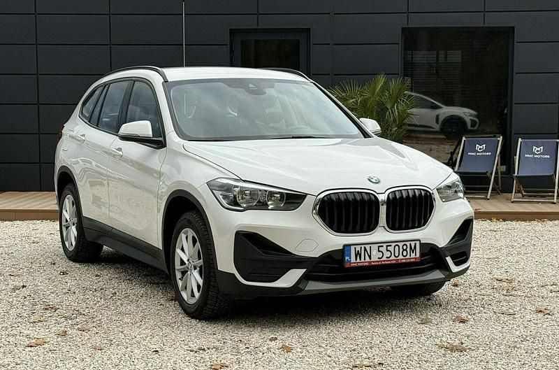 Czarny Używany 2019 BMW X1 Performance SUV | 84 800 zł (Super Cena) - Obraz 1/3