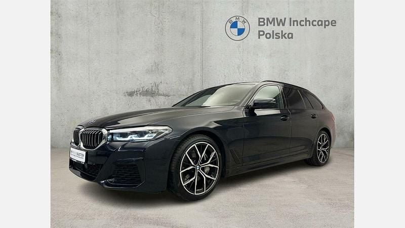 Carbon black metallic metalizowany Używany 2023 BMW 540 Shadowline Kombi | 229 900 zł (Super Cena) - Obraz 1/3