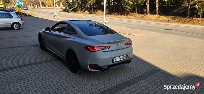 Szary Używany 2016 Infiniti Q60 Coupe | 89 000 zł - Obraz 1/4