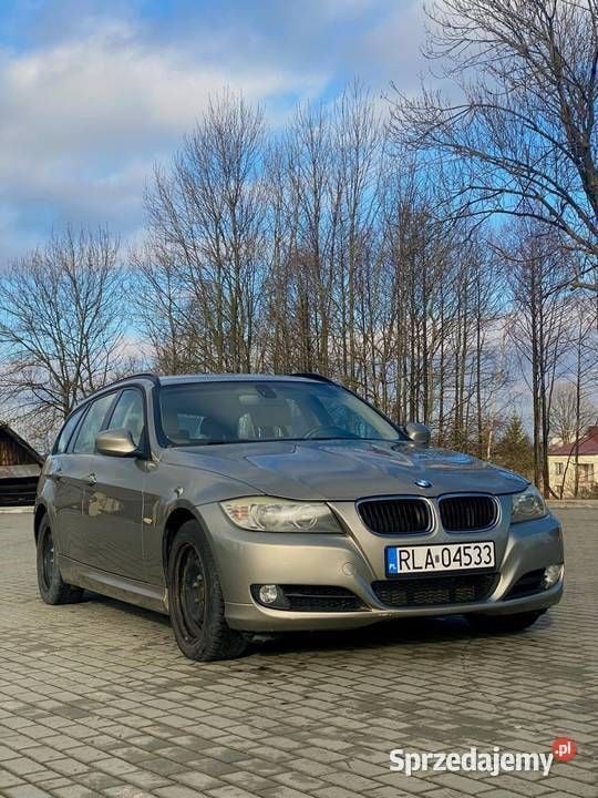 Złoty Używany 2010 BMW 318 Kombi | 27 500 zł (Dość drogi) - Obraz 1/4
