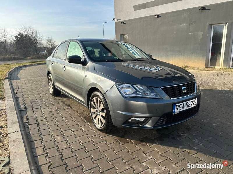 Używany Seat Toledo 2015 Grafitowy Sedan/Limuzyna