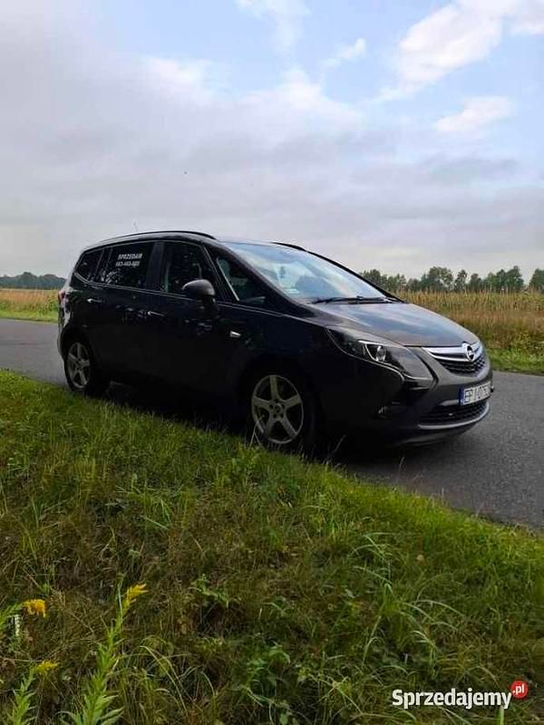 Używany 2014 Opel Zafira Minivan | 34 900 zł (Drogi) - Obraz 1/4