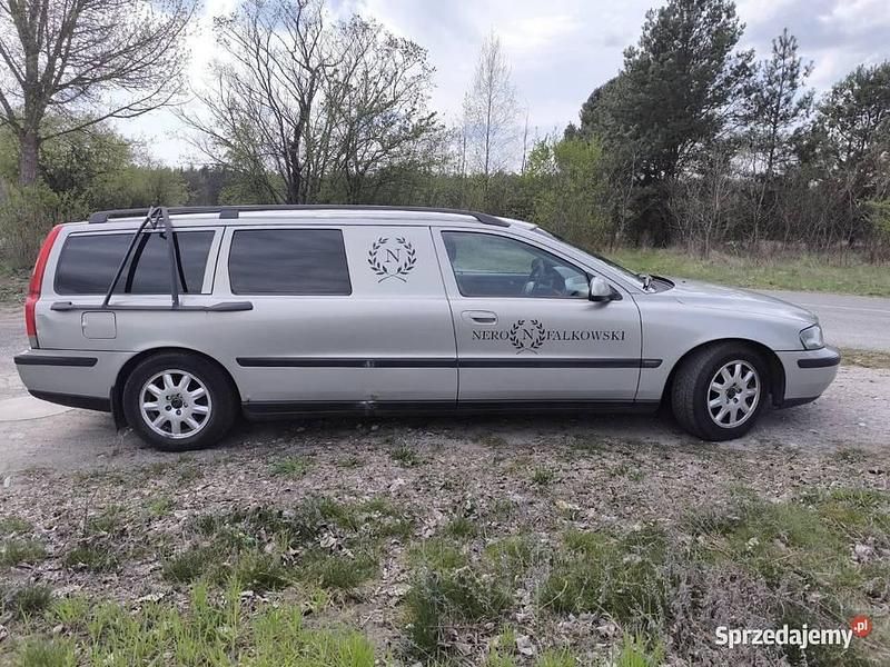 Złoty Używany 2002 Volvo V70 Kombi | 10 000 zł - Obraz 1/4