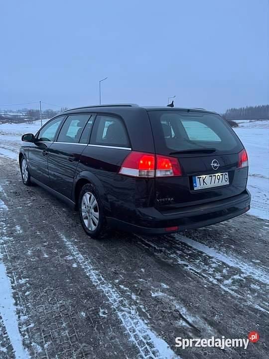 Używany Opel Vectra 2007 Czarny Kombi