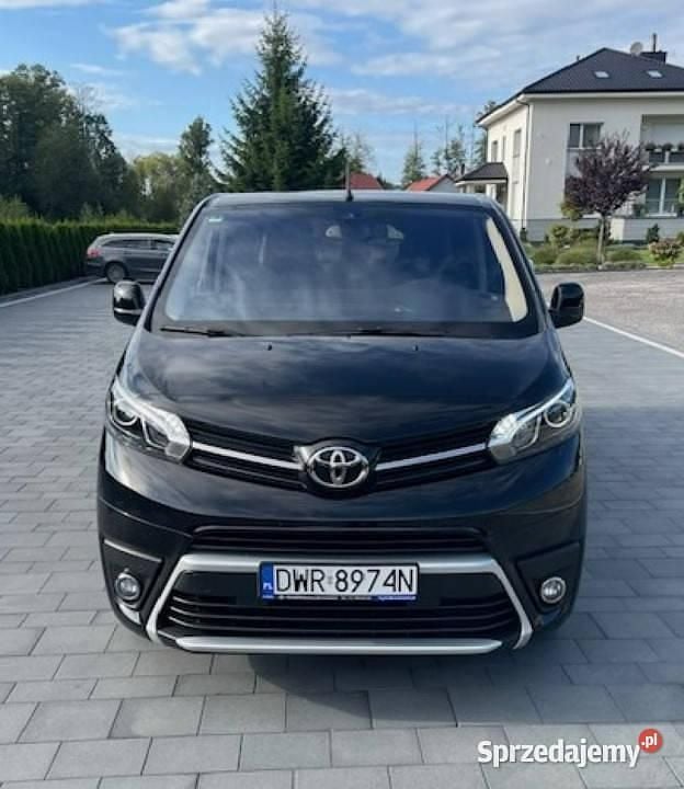 Używany Toyota Proace Verso 177 KM (130 kW) 2023 Czarny Kombi