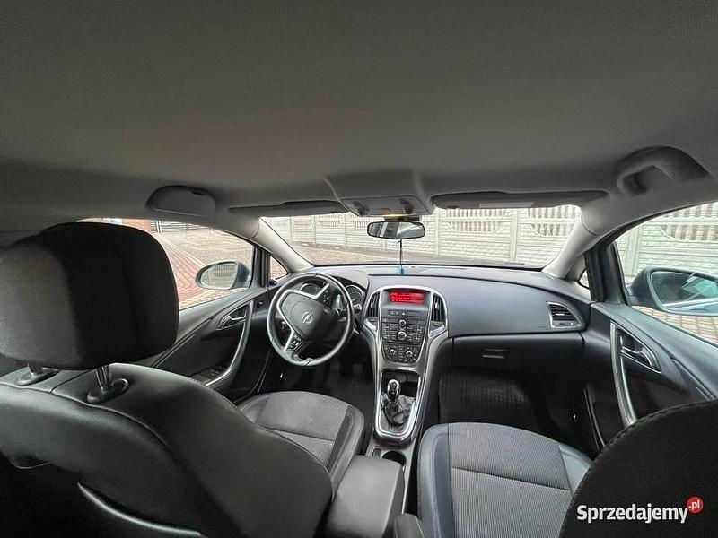 Używany Opel Astra 2011