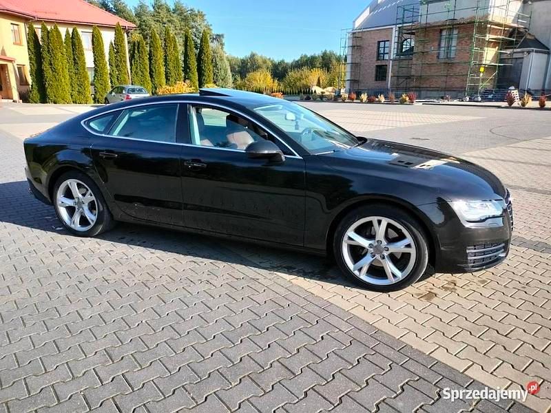 Używany Audi A7 2011 Czarny Hatchback