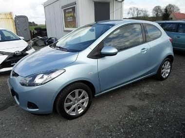 Używany Mazda 2 75 KM (55 kW) 2009 Niebieski jasny metalik (metallic) Hatchback