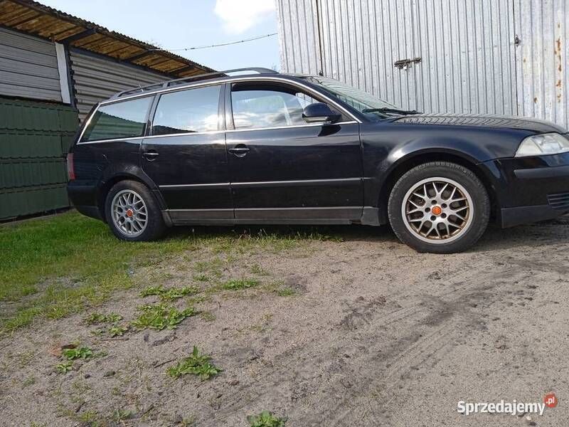Czarny Używany 2005 VW Passat Kombi | 5100 zł (Uczciwa cena) - Obraz 1/1