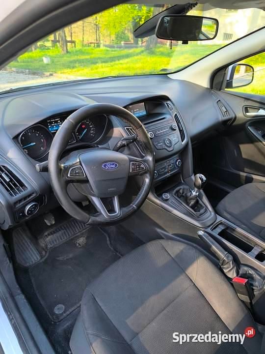 Używany Ford Focus 2016 Biały Hatchback