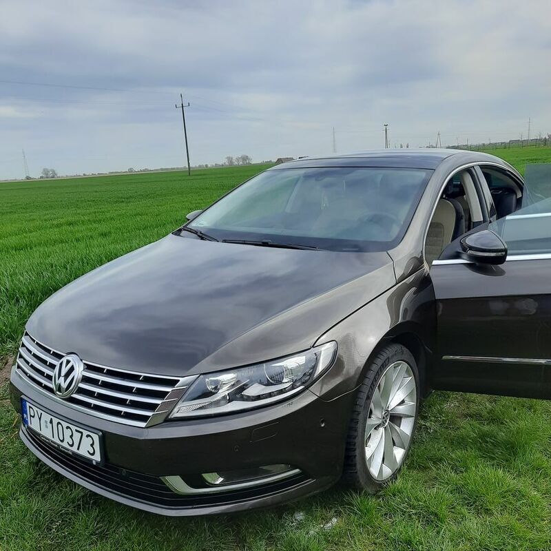 Brązowy Używany 2012 VW CC Sedan/Limuzyna | 50 000 zł (Dość drogi) - Obraz 1/4