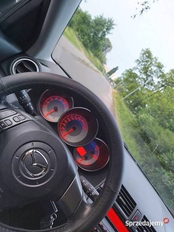 Używany Mazda 3 105 KM (77 kW) 2007 Czarny