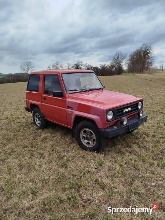 Czerwony Używany 1986 Daihatsu Rocky SUV | 7900 zł - Obraz 1/4
