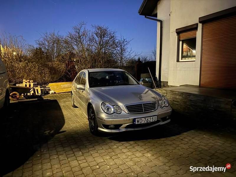 Używany Mercedes C32 AMG AMG 2003 Srebrny Sedan/Limuzyna