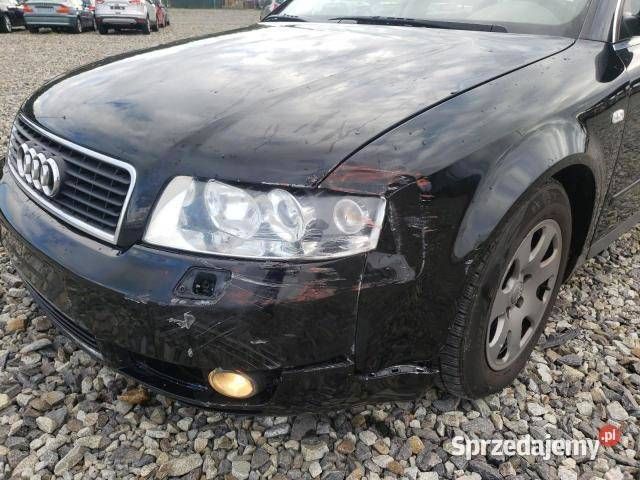 Używany Audi A4 2002 Granatowy Kombi